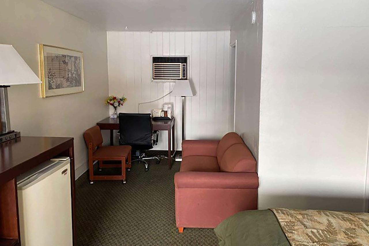 Travelodge By Wyndham The Dalles Bagian luar foto
