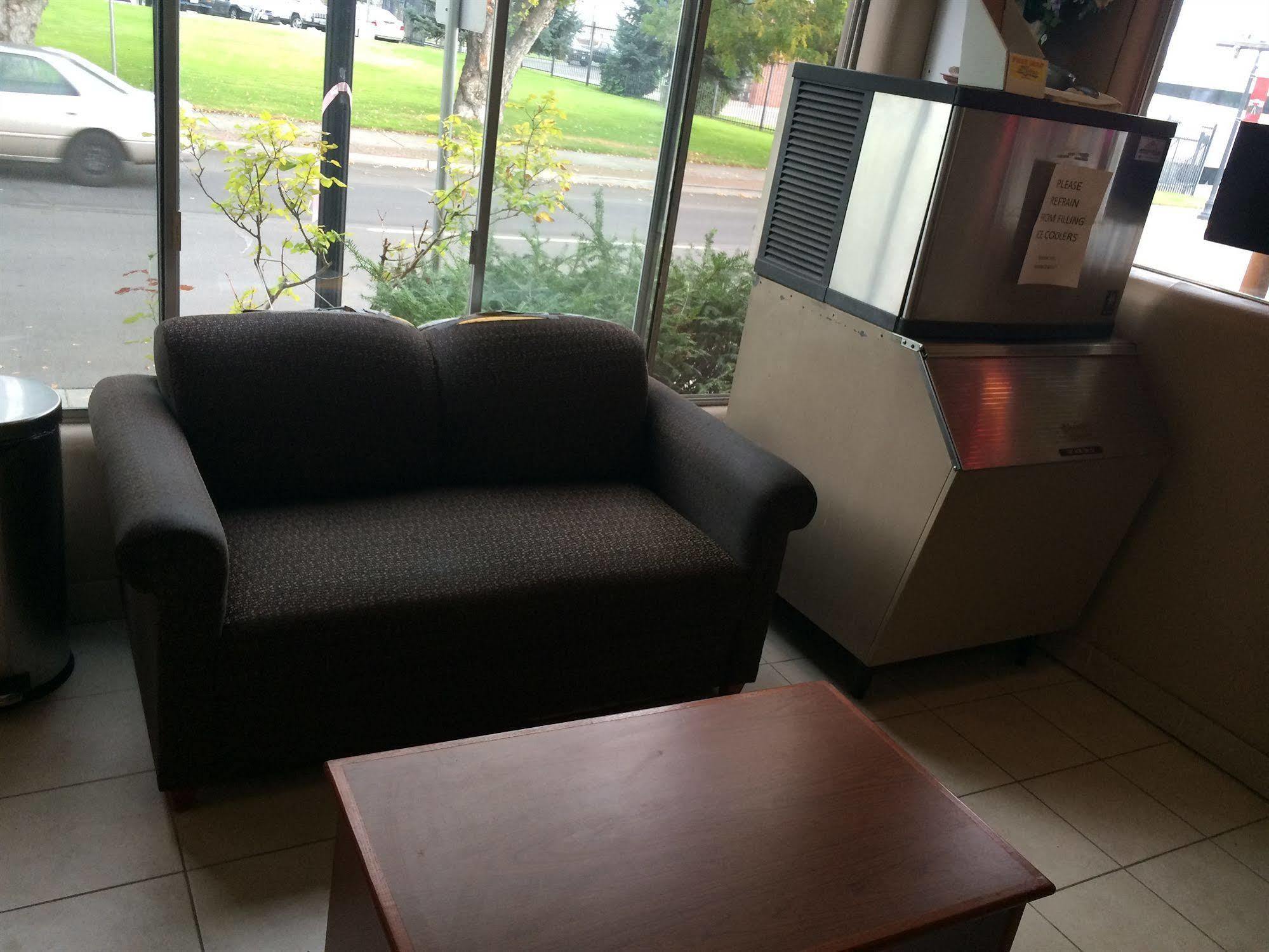 Travelodge By Wyndham The Dalles Bagian luar foto