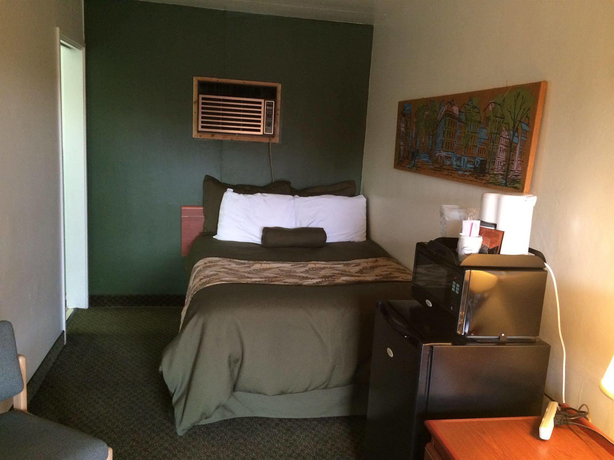 Travelodge By Wyndham The Dalles Bagian luar foto