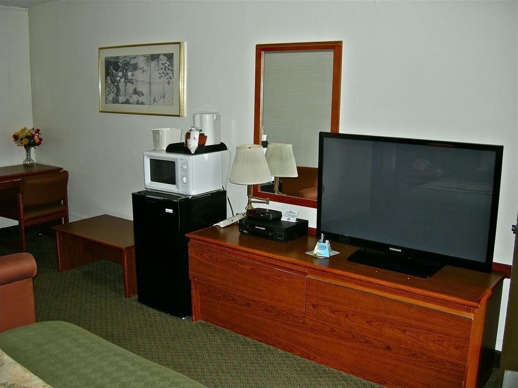 Travelodge By Wyndham The Dalles Bagian luar foto