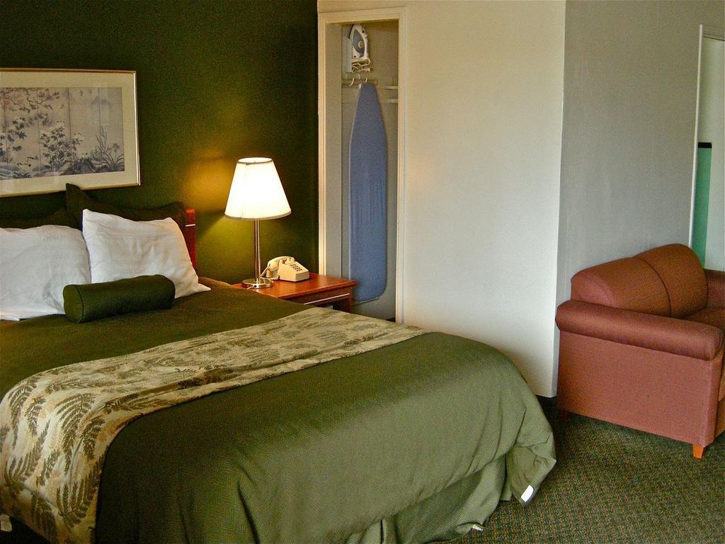 Travelodge By Wyndham The Dalles Bagian luar foto